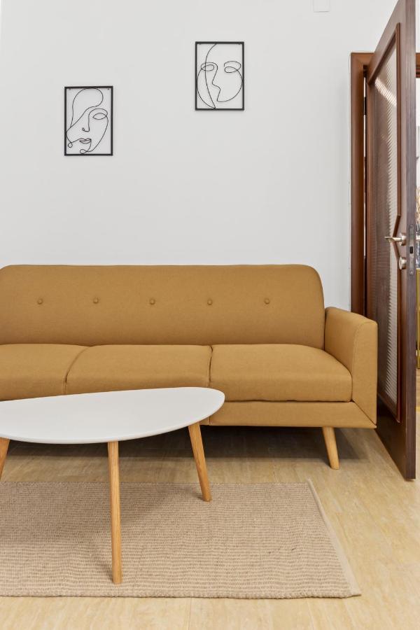 Upscale Studio, Walking Distance From The Old Town Bucarest Extérieur photo